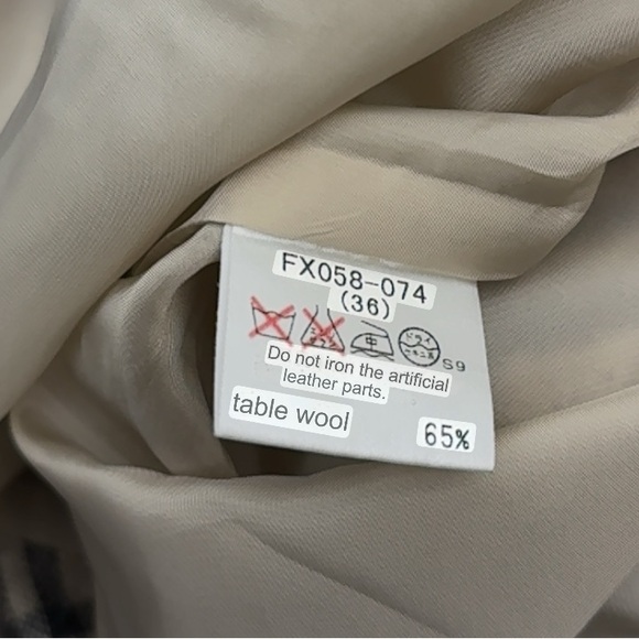 Burberry London A-Line Asymmetrical Wool Plaid Skirt Vintage Sz 36 or SMALL - Picture 8 of 10